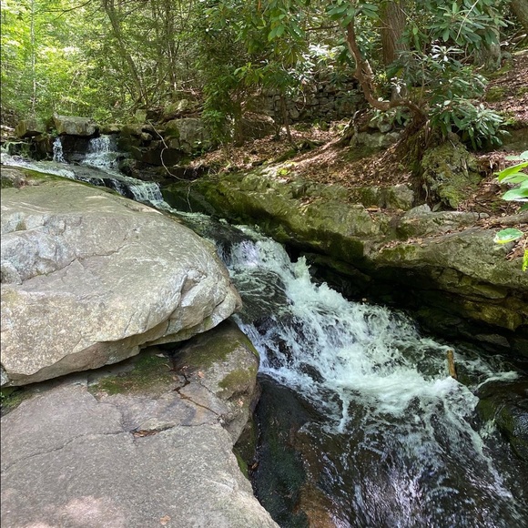 Hi, I’m Linda 👋 - Picture 6 of 12